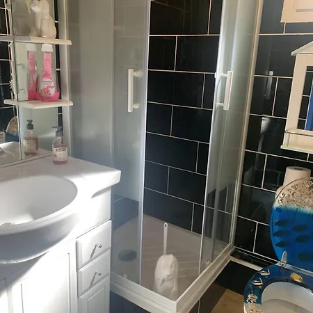 Duplex Avec Jardin Prive Pour 4 Pers. A 400m De La - Merville-franceville - Fr-1-465-110 * Merville-Franceville-Plage