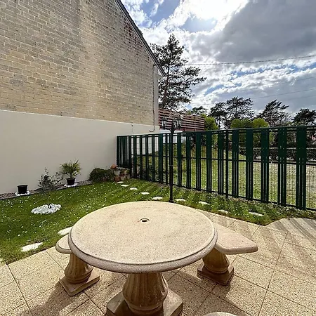 Apartament Duplex Avec Jardin Prive Pour 4 Pers. A 400m De La - Merville-franceville - Fr-1-465-110 Merville-Franceville-Plage